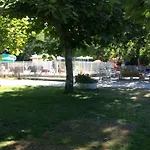 مكان تخييم Mobil Avec Terrasse - 6 Pers. - Api-1-52-2041